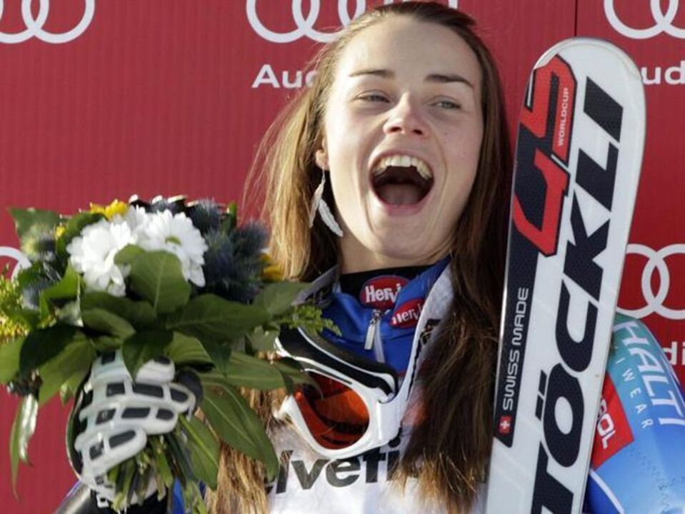 Esqui Alpino: Tina Maze bate recorde na Taça do Mundo