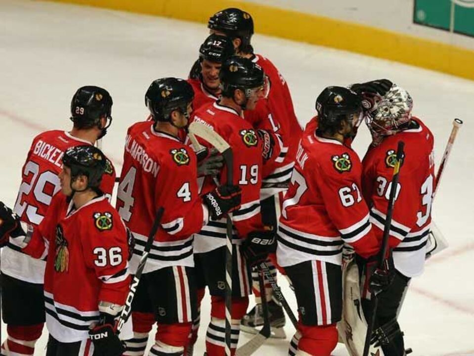NHL: Blackhawks prosseguem passeio triunfal