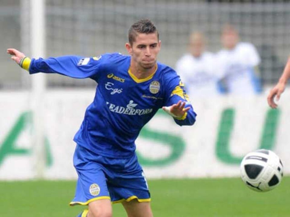 Milan e Verona chegam a acordo por Jorginho