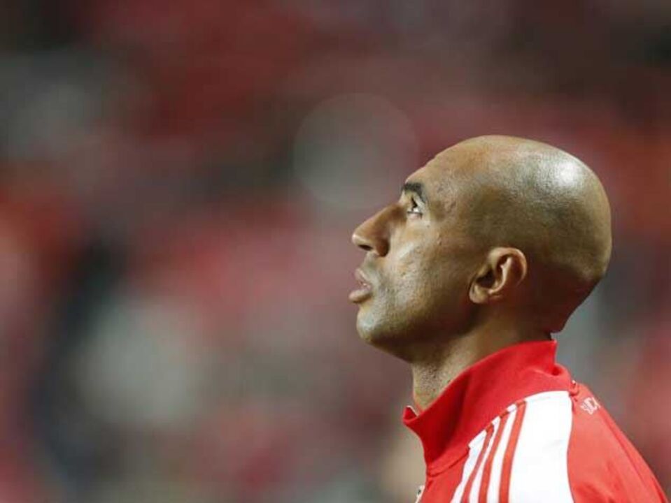 Luisão não joga em Bordéus