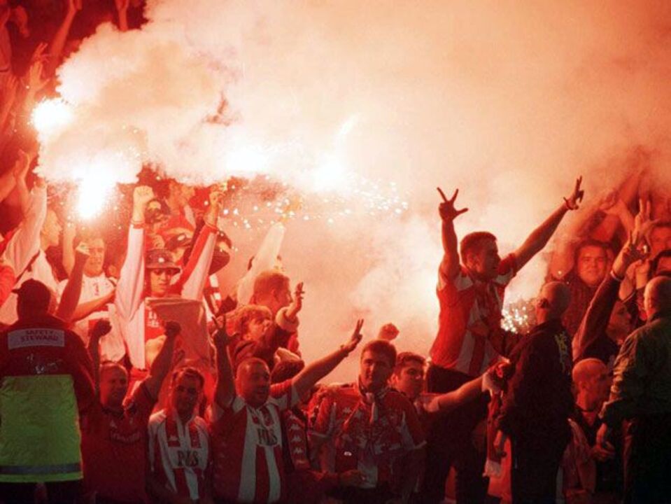 Tentar acordar o gigante dos Balcãs