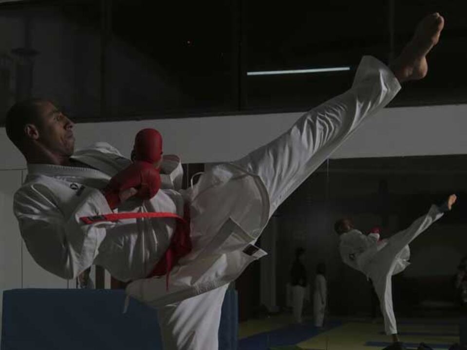 Karate: Nuno Dias domina shukokai no Mundo
