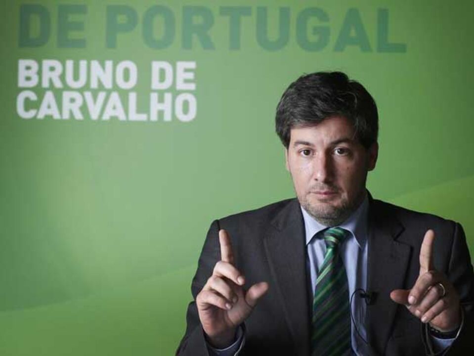 Trabalha desde os 18 anos