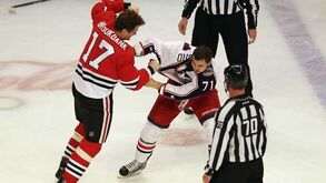NHL: Blackhawks não se cansam de fazer história