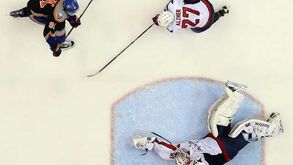 NHL: Tavares centenário na vitória dos Islanders