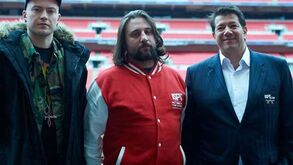 Yuran ao ataque em Wembley