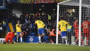 Brasil evita derrota em cima do apito final