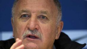 Scolari recorda episódio com mulher nua em jogo de Portugal
