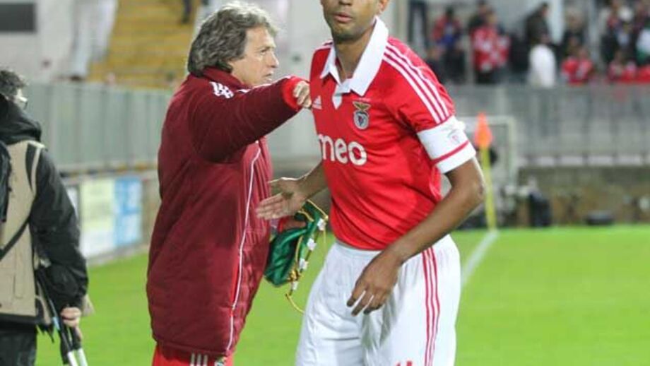 Jesus: «Luisão é o primeiro a treinar a 100 por cento»