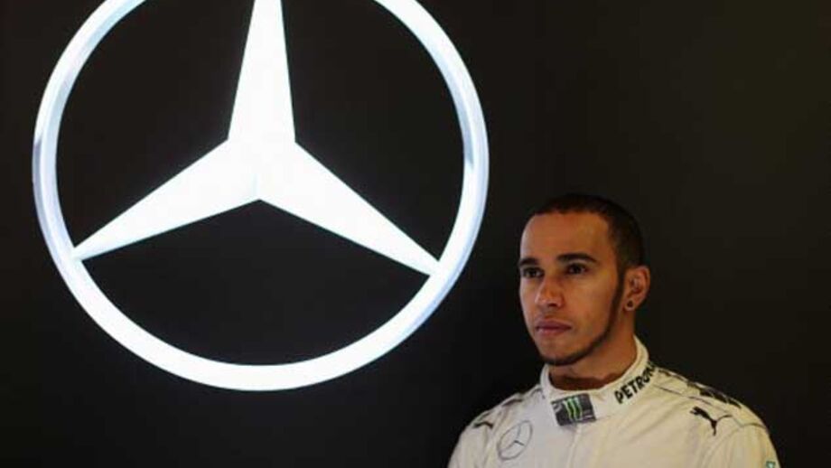 Mercedes contratou Hamilton a conselho de Ecclestone