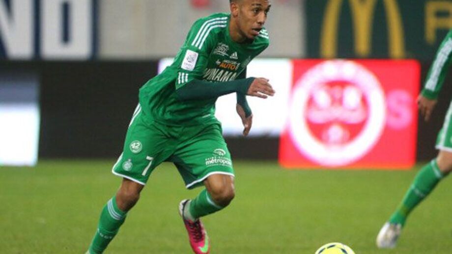 PSG entra na luta por Aubameyang