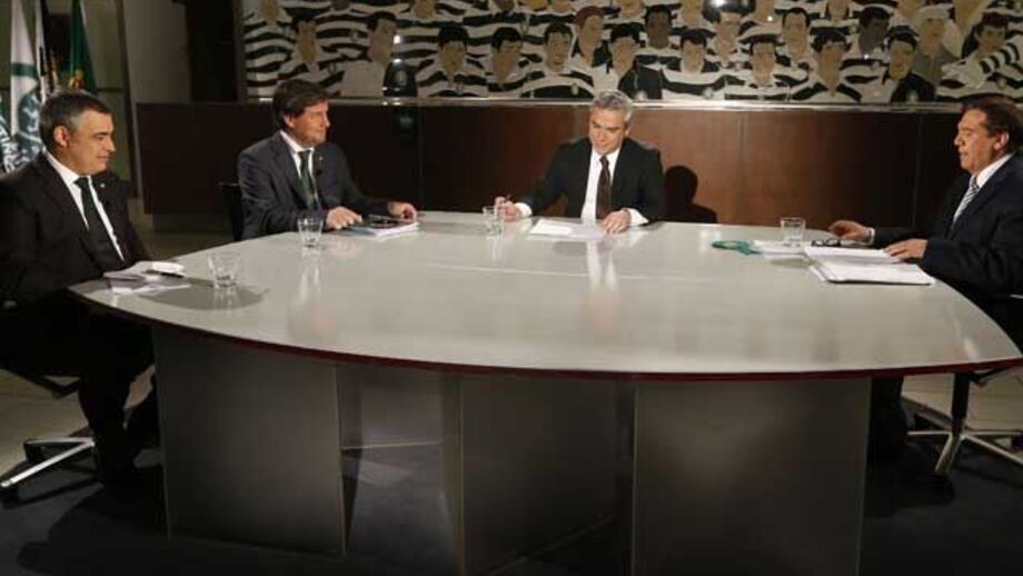 Debate morno e sem claro vencedor