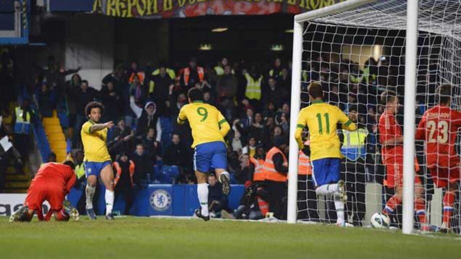 Brasil evita derrota em cima do apito final
