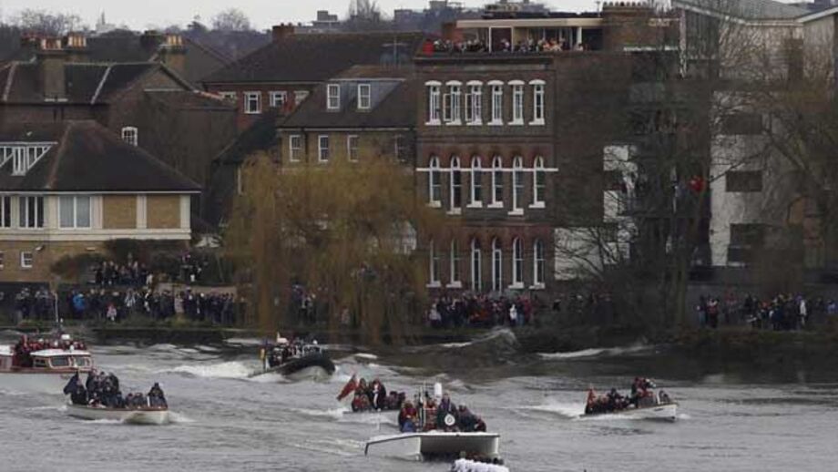 Remo: Universidade de Oxford vence 159.ª Boat Race