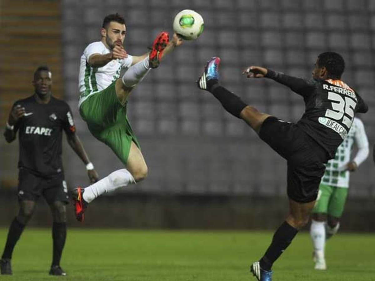 Reiner Ferreira já não é jogador da Briosa - Académica - Jornal Record