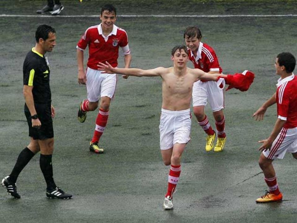 Benfica reedita êxito