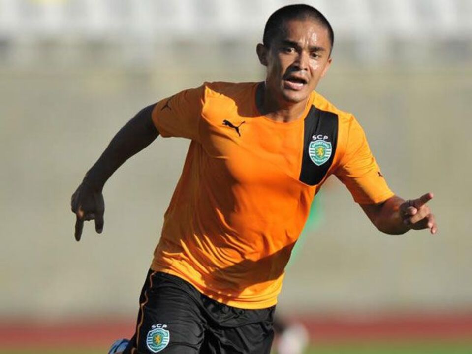 Chhetri: «Fiquei deprimido por não jogar»