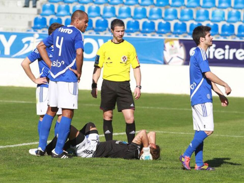 Feirense-Sporting termina mais cedo