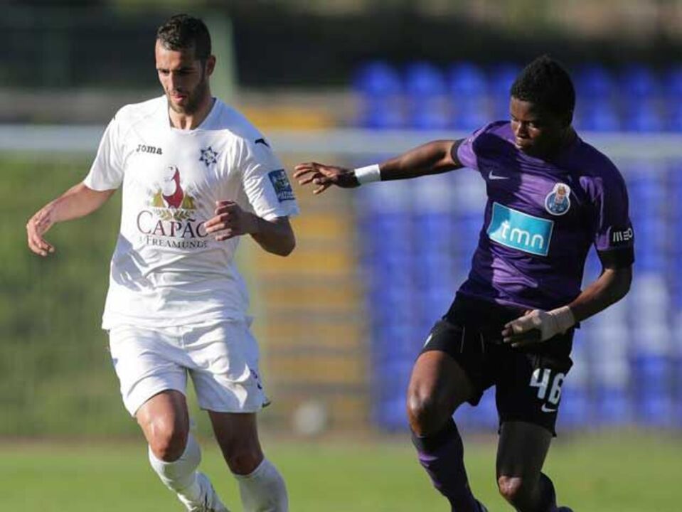 FC Porto B-Freamunde, 0-2: Visitantes mantêm esperanças