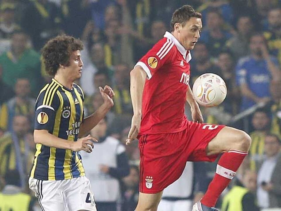 Gigante sérvio sabe qual é o caminho para Amesterdão