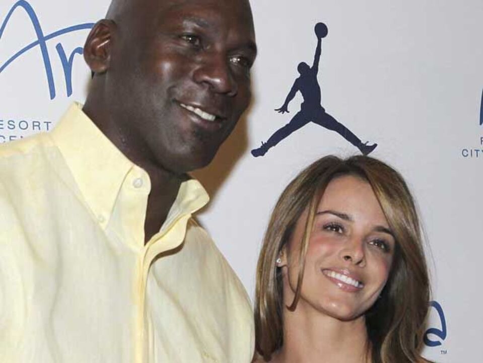 Michael Jordan casa-se em festa luxuosa