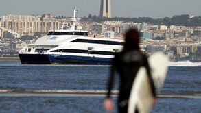 Escola vai nascer no rio Tejo