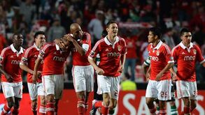 Benfica mais próximo do Chelsea na luta pela Liga Europa