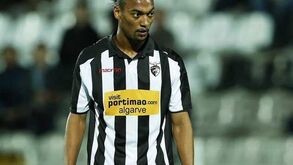 Portimonense-Oliveirense, 2-1: Algarvios vencem nos descontos