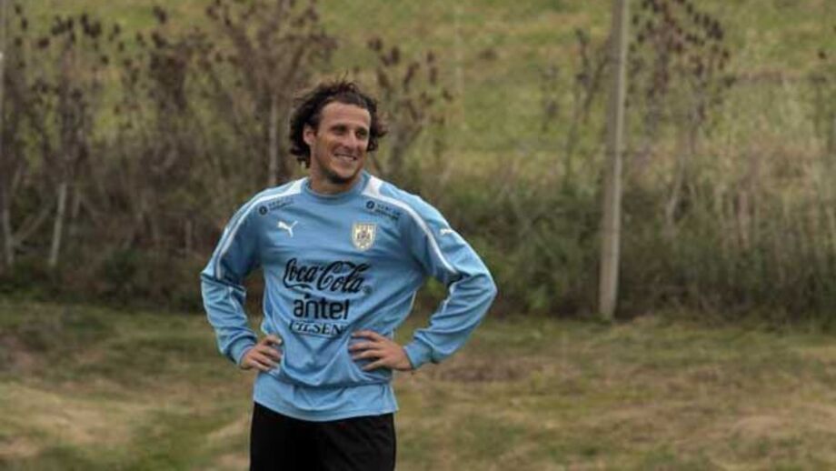 Forlán vai casar-se com Paz Cardoso este ano