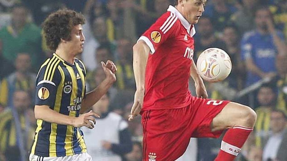 Gigante sérvio sabe qual é o caminho para Amesterdão