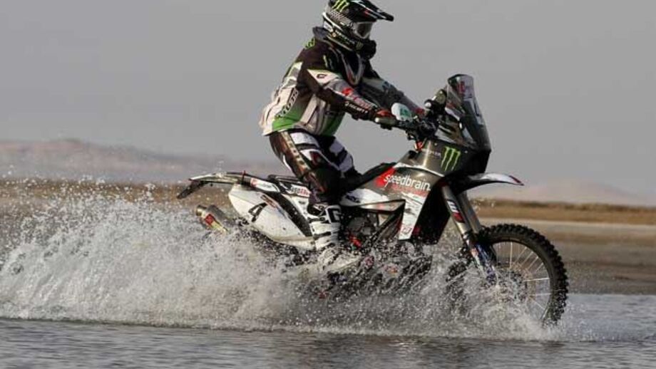 Paulo Gonçalves acaba Sealine Crosse Country Rally no 2.º lugar