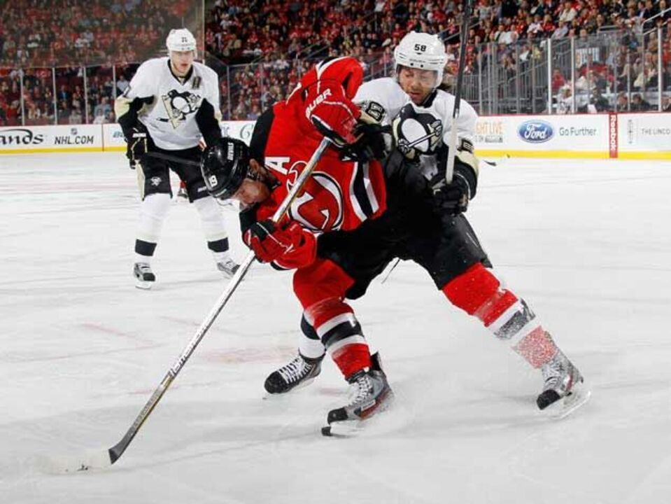 Hóquei no gelo: Mundial na sombra da NHL