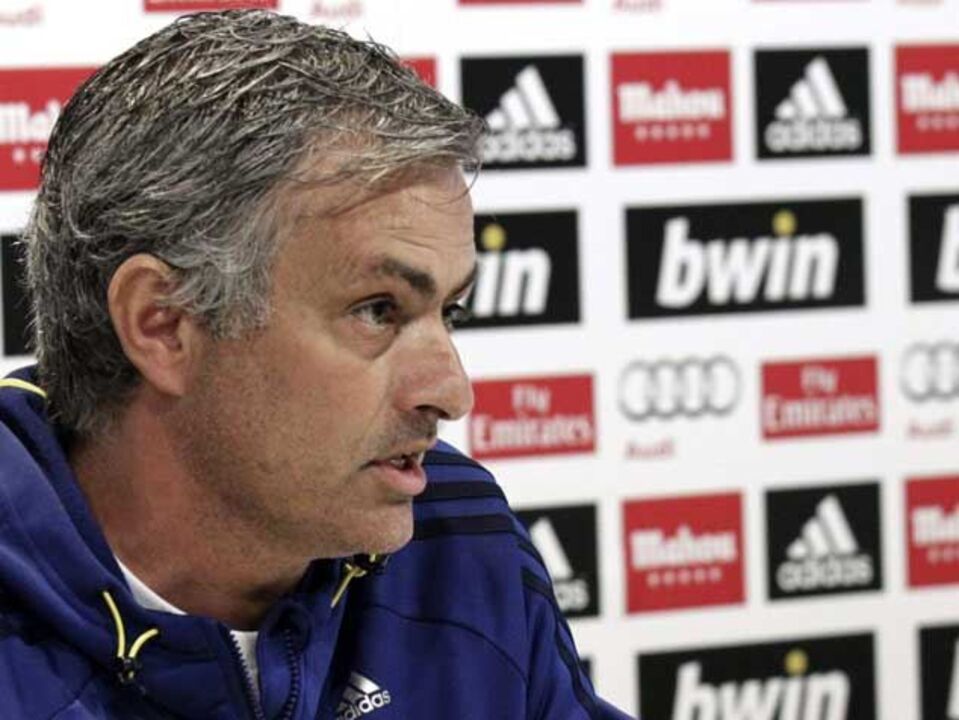 Mourinho: «Ainda não decidi se fico ou se saio»