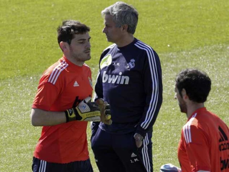 Mourinho: «Devia ter trazido Diego López no final da primeira temporada»