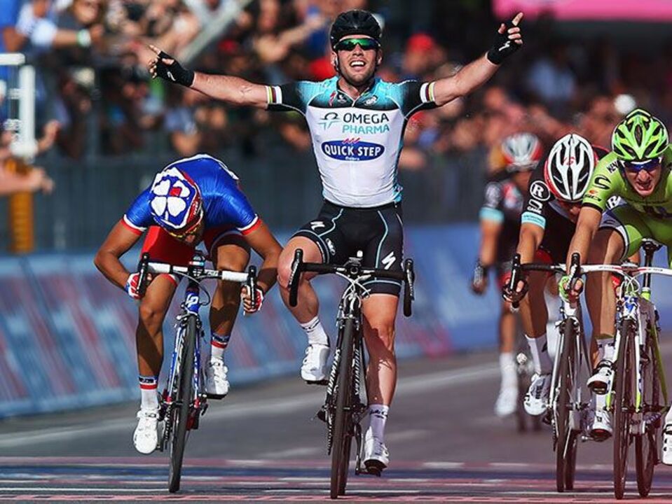 Cavendish no top 10 dos mais vitoriosos nas 3 grandes provas