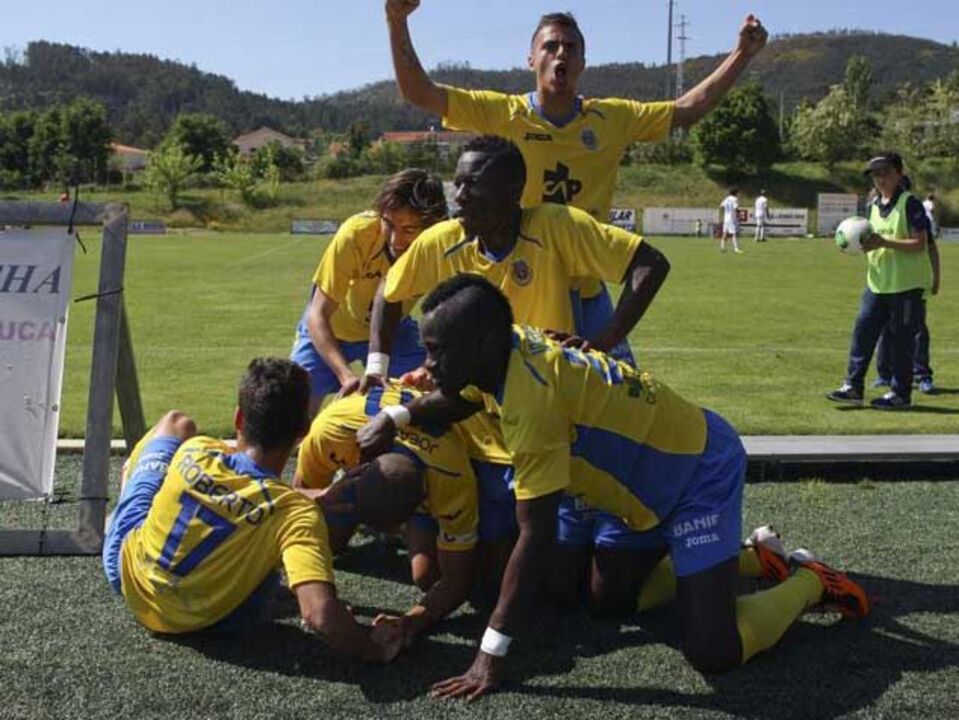 Arouca-U. Madeira, 3-0: O jogo da subida à 1.ª Liga