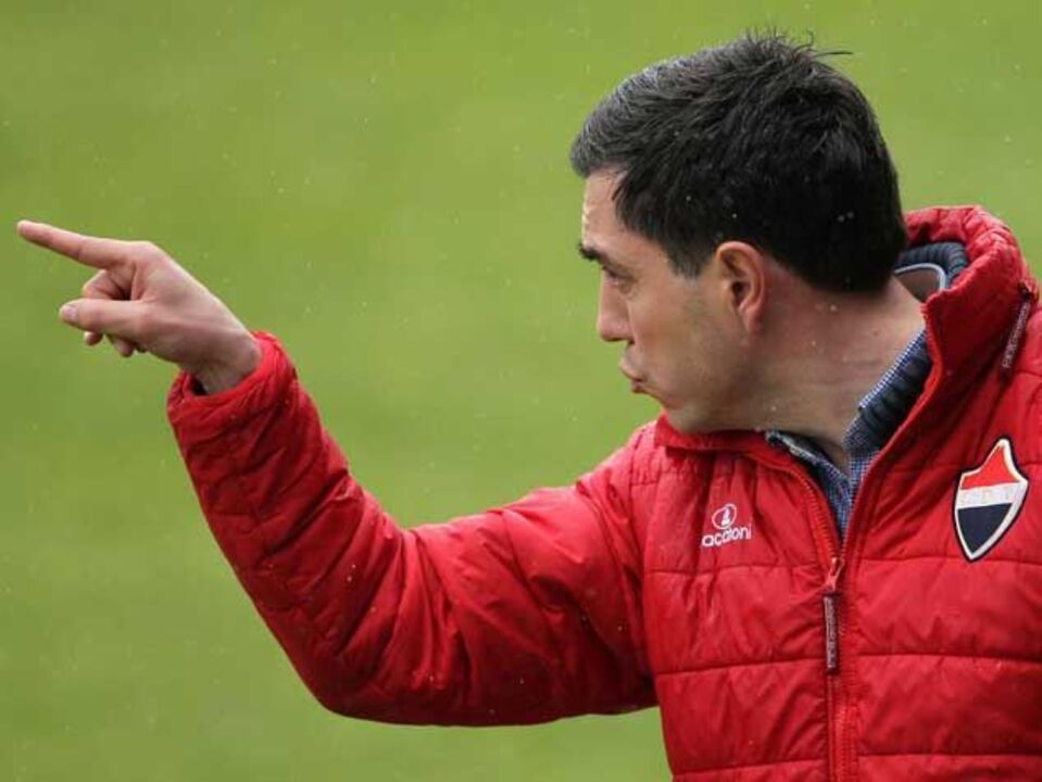 Trofense-Belenenses, 1-2: Derrota dá manutenção