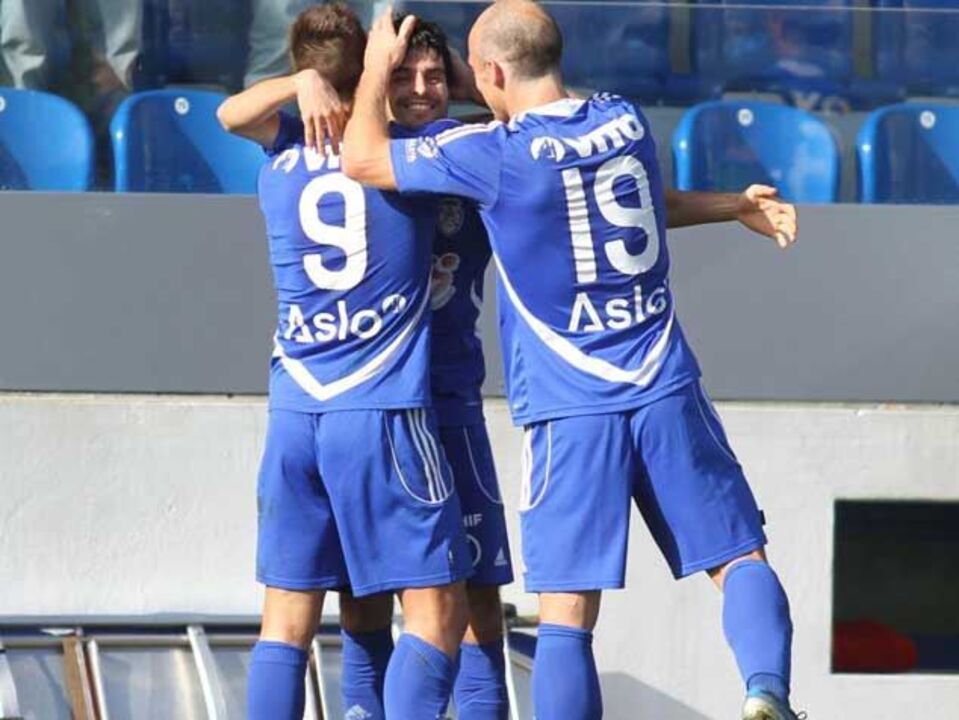 Santa Clara-Feirense, 0-1: Vitória em ritmo de passeio
