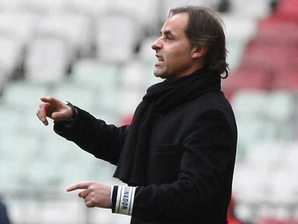 Feirense-Sp. Braga B, 3-0: Triunfo tranquilo na derradeira ronda