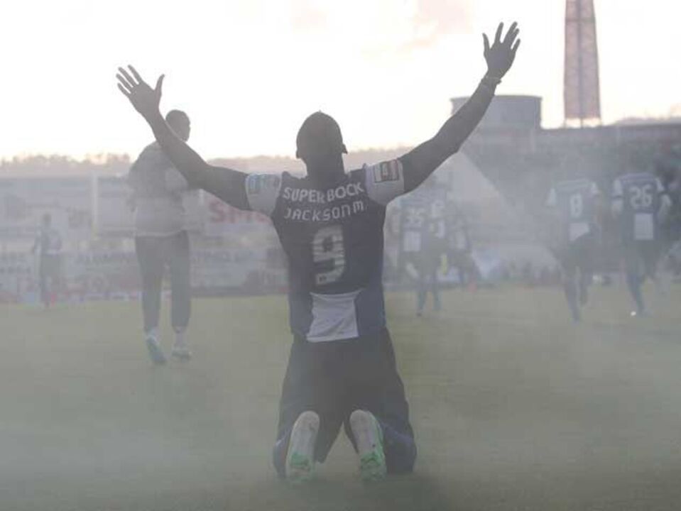 Dragões consolidam liderança nacional