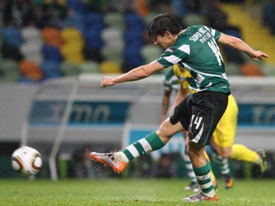 Tramado por Matías na estreia em Alvalade