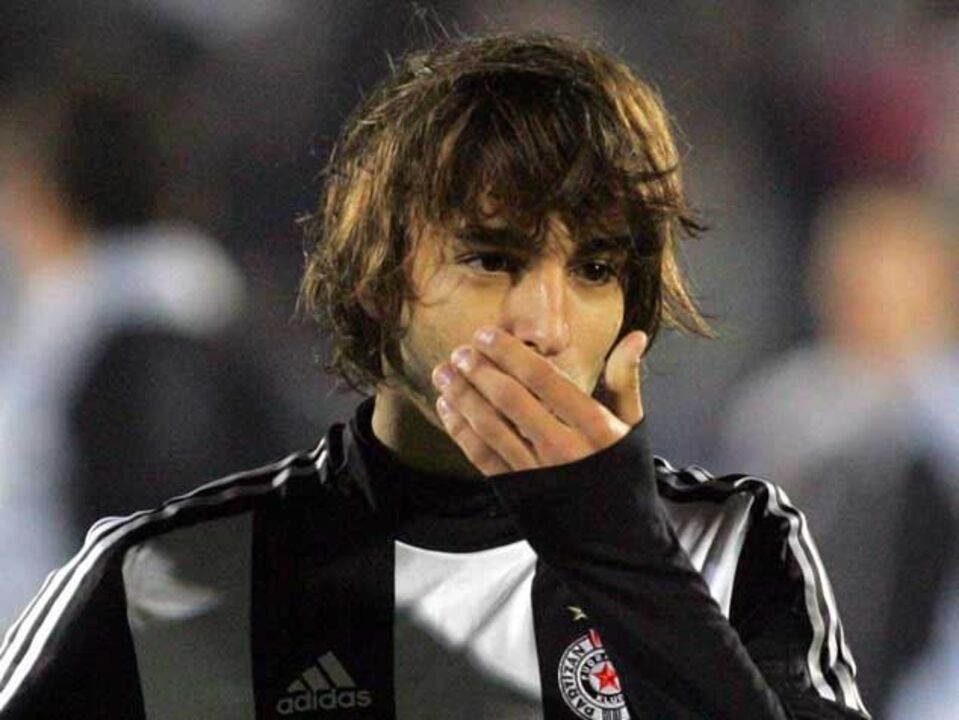 Markovic já acompanha a realidade do futuro clube