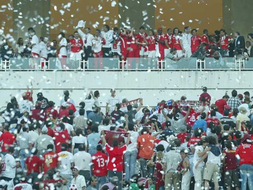 Duelo de gigantes começa ao almoço