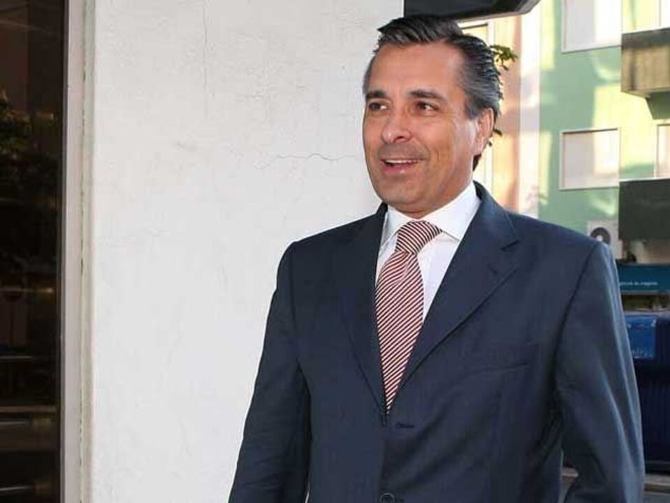 José Veiga: «Entre Cardozo e Jesus, um não pode ficar»