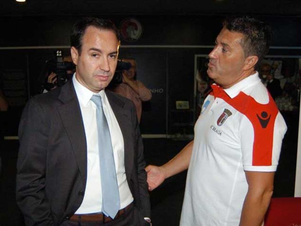 Salvador arrasou Peseiro no Dragão