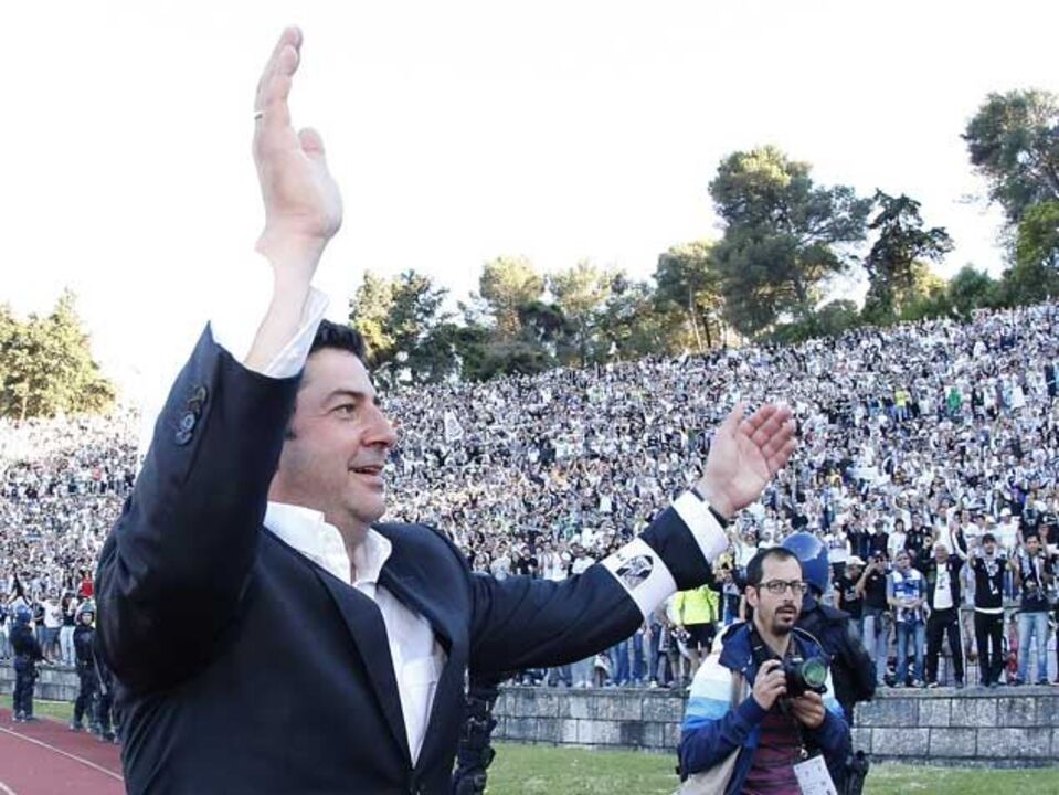 Rui Vitória lidera linha de sucessão
