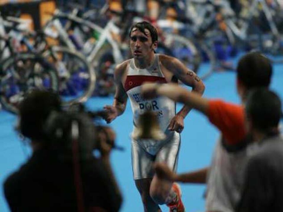 Estrangeiro e Vanessa Pereira no mundial de longa distância