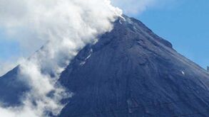 Erupção do Mayon faz cinco vítimas