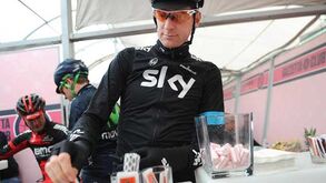 Infeção pulmonar força abandono de Bradley Wiggins