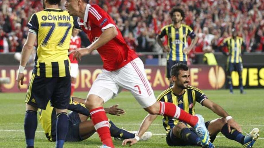 Benfica-Fenerbahçe, 3-1: Sonho nasce no inferno
